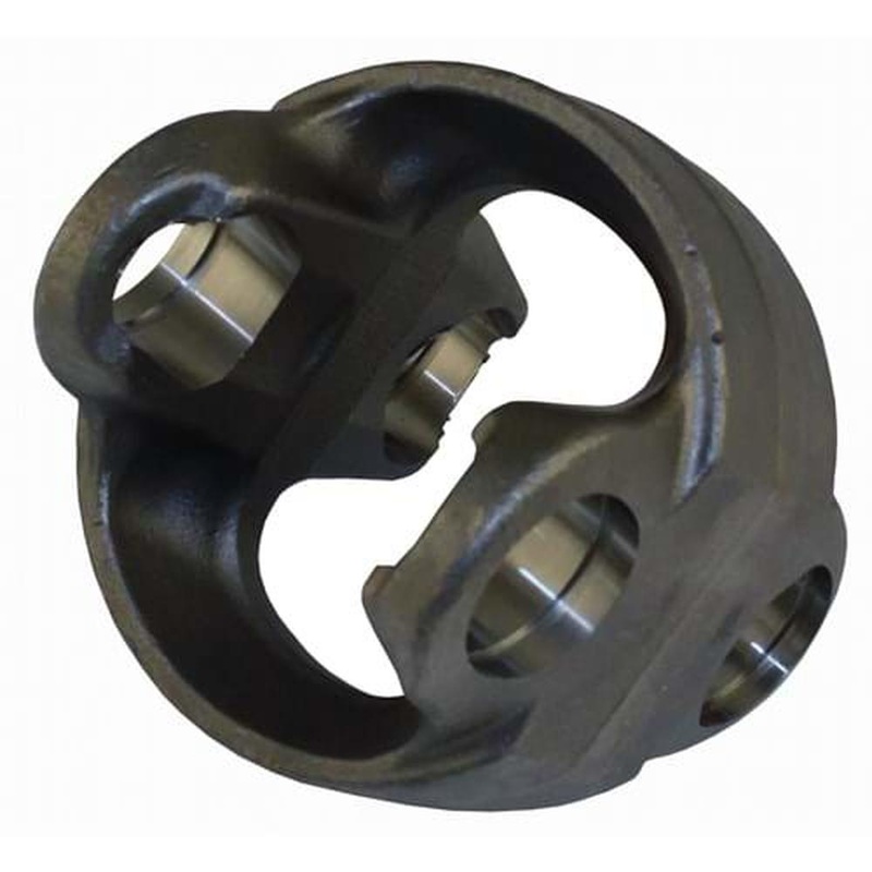 HH395740 Dana/Spicer Front Axle Center Yoke, MFD Fits Case IH