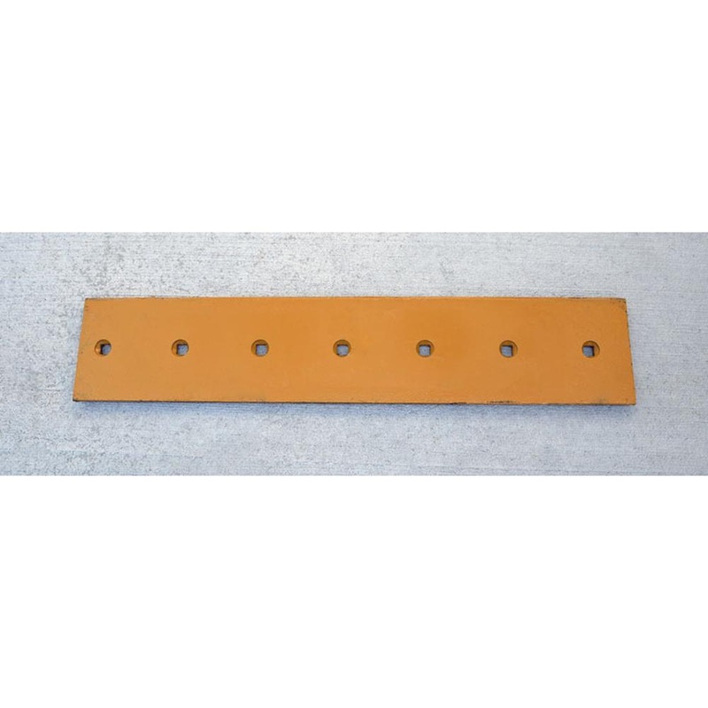 T204083 Cutting Edge, Outer Center Fits John Deere