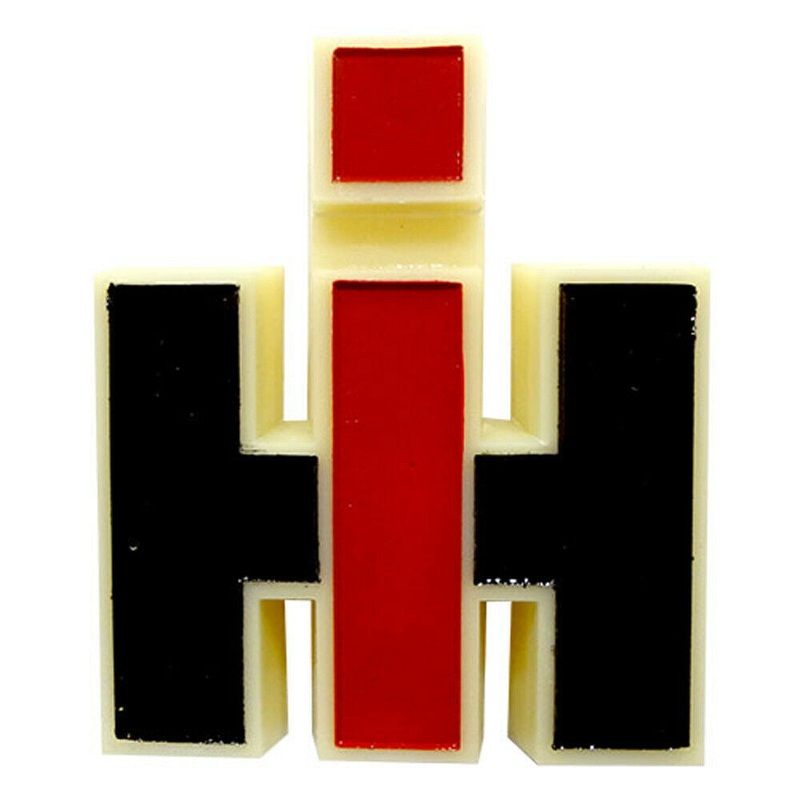 120397C1 GRILL EMBLEM for IH 986 1086 1486 1586 3388 3588 3788 2+2 385 484 533