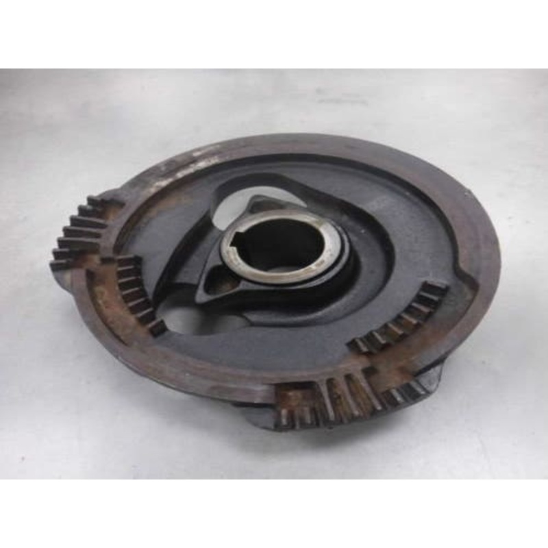 Used Knotter Cam Gear fits New Holland BB940R BB940S BB960AR BB960AS BB960R BB960S BB9060P BB9060R BB9060S BB9080R BB9080S 590 590C 595 84019174
