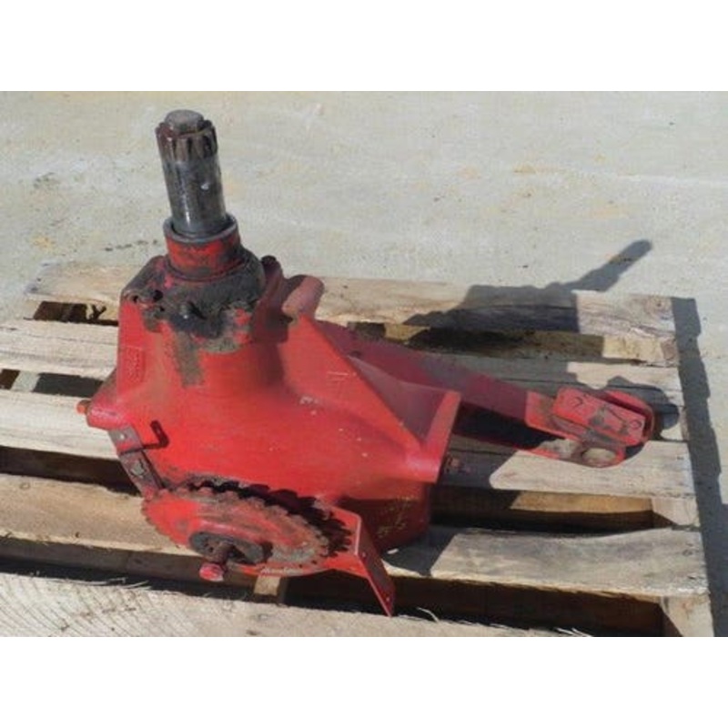 Used Main Gearbox Assembly fits New Holland 268 269 272 273 275 66175