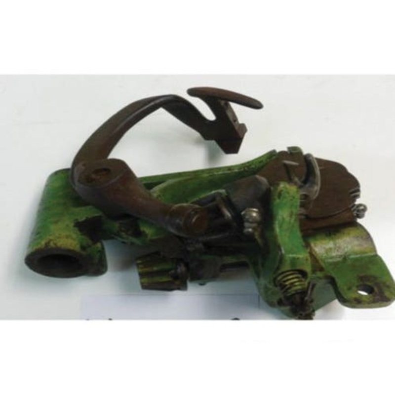 Used Knotter Assembly fits John Deere 14T 24T 214 224 327 336 337 346 347 466 467 AE35510 AE37915 AE39975 AM2908E AM3102E AM3239E AE13773 AE12640